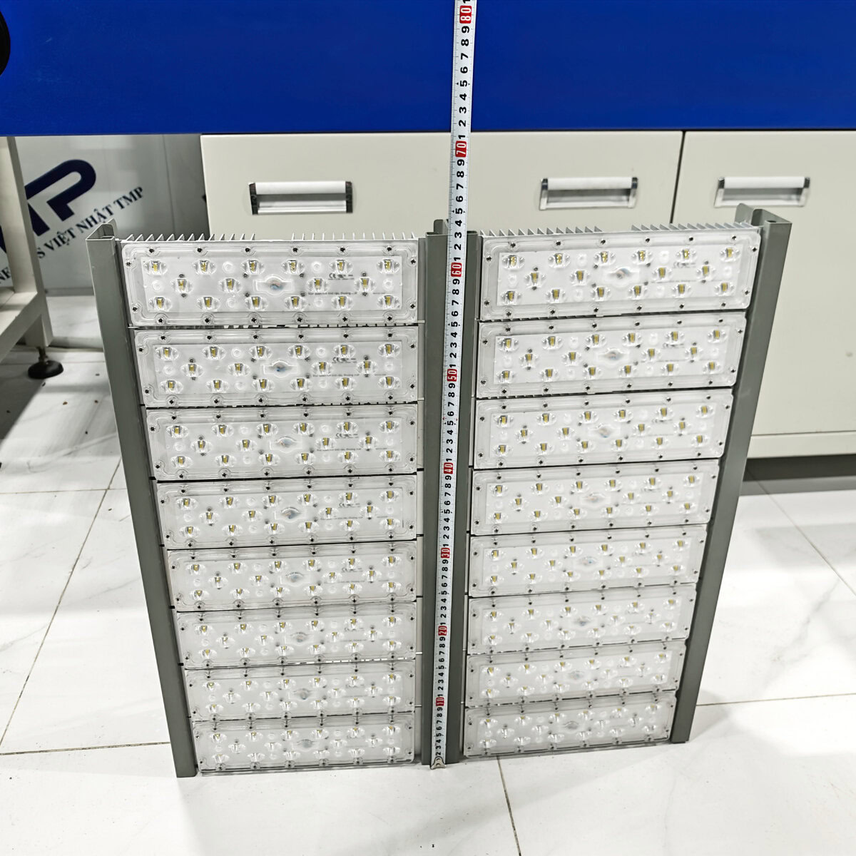 Đèn LED pha P01 (Khung xám) Module SMD 5050 Mẫu A - Công suất 800W - Ảnh 4