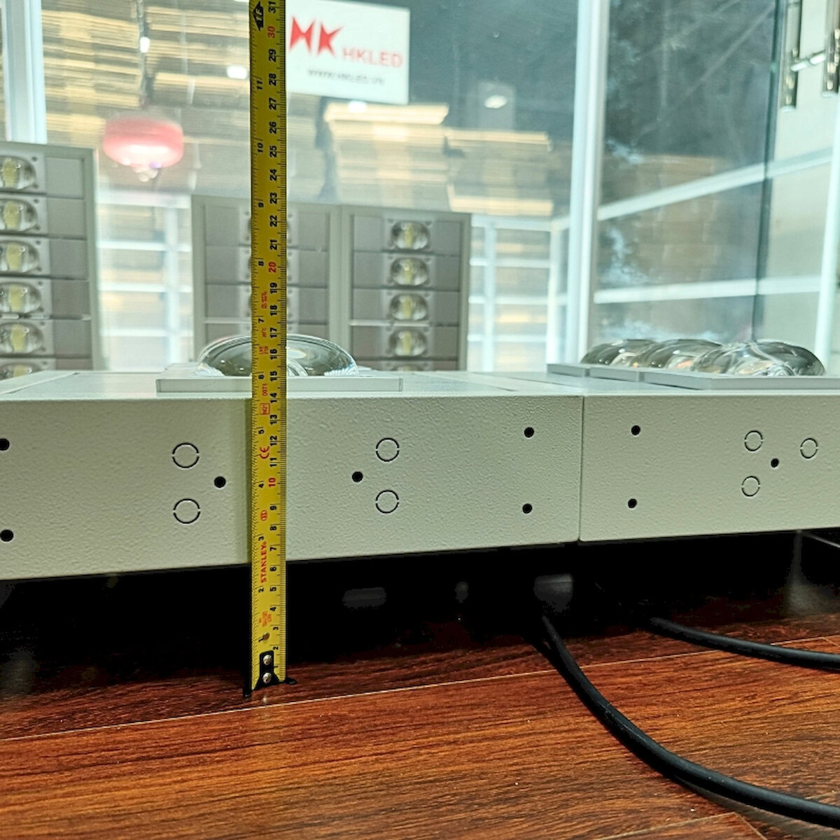 Đèn LED pha P02 (Khung hộp kín) Lắp ngang Module COB 3030 - Công suất 300W - Ảnh 6